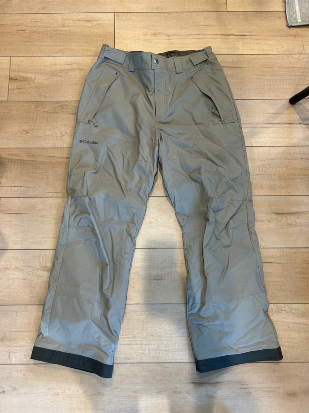 Columbia Men's Light Gray Outdoor Shell Pants